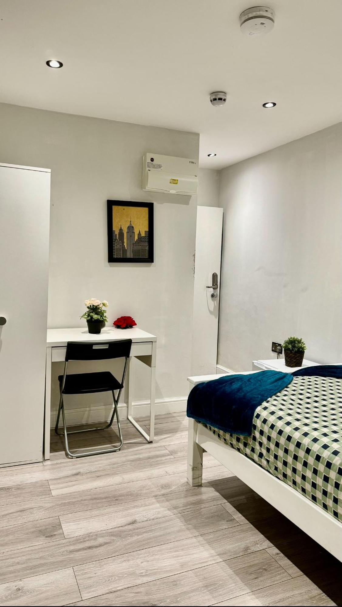 Guest & Rest 2 Apartment ลอนดอน ภายนอก รูปภาพ